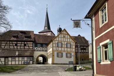 Tagesfahrt zum Kirchenburgdorf Mönchsondheim