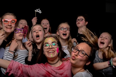 Ostermeeting Mädchen